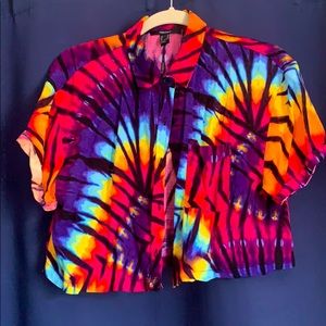 Button up Cropped Rainbow shirt